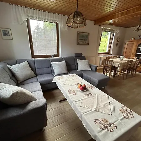 Bedriska Feriehus